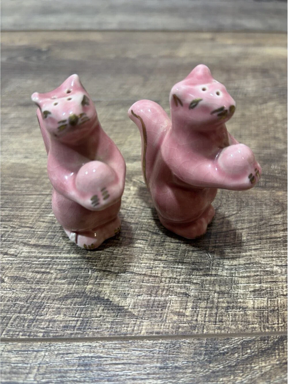 Vintage Pink & Gold Squirrels With Nut Salt And Pepper Shakers